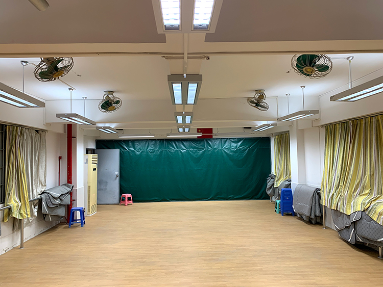 舞蹈教LED節能（néng）護（hù）眼燈光改造案例（八旗二馬路小學東校區舞蹈室（shì））